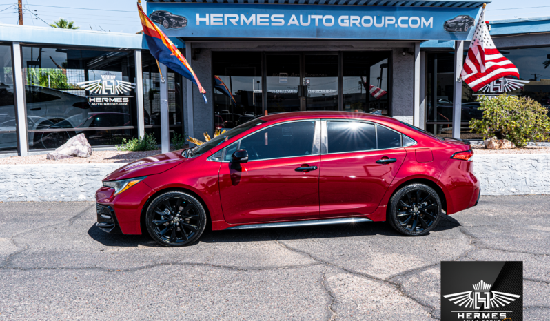 2022 Toyota Corolla SE Nightshade Edition Sedan full