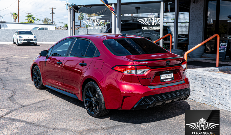 2022 Toyota Corolla SE Nightshade Edition Sedan full