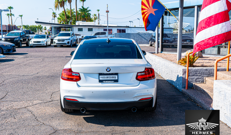 2016 BMW 2 Series M235i Coupe full