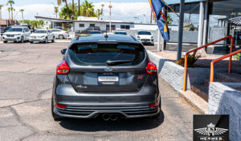 2017 Ford Focus ST Hatchback – MANUAL full
