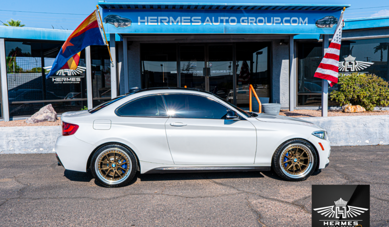 2016 BMW 2 Series M235i Coupe full