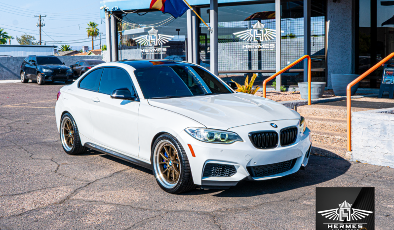 2016 BMW 2 Series M235i Coupe full