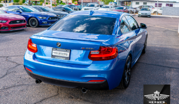 2016 BMW 2 Series M235i Coupe full