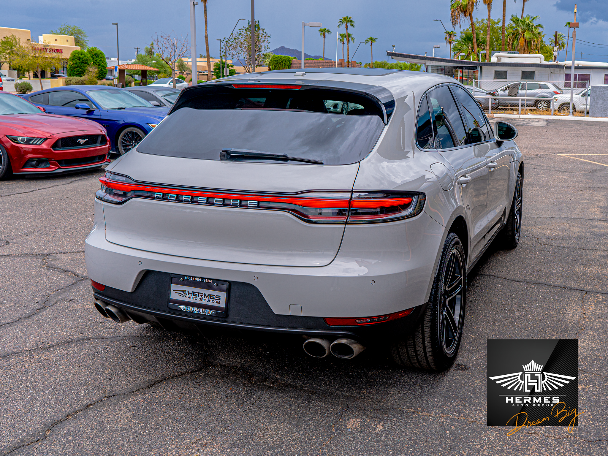 2021 Porsche Macan S - Photo 16