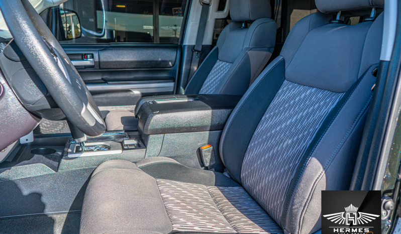 2019 Toyota Tundra CrewMax SR5 4WD TRD-Offroad Pickup 4D 5 1/2 ft full