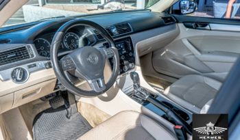 2013 Volkswagen Passat TDI SE Sedan full