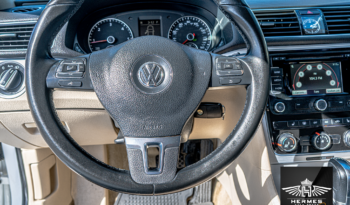 2013 Volkswagen Passat TDI SE Sedan full