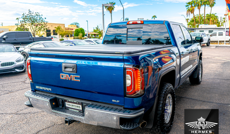2018 GMC Sierra 1500 4WD Crew Cab SLT Pickup 4D 5 3/4 ft full