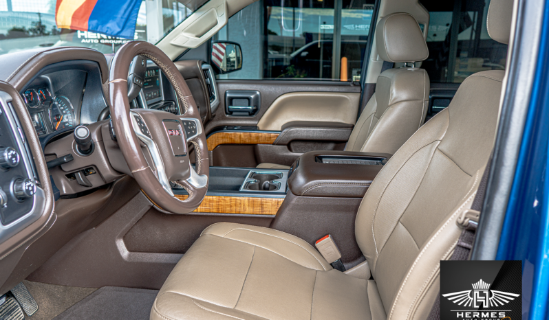 2018 GMC Sierra 1500 4WD Crew Cab SLT Pickup 4D 5 3/4 ft full