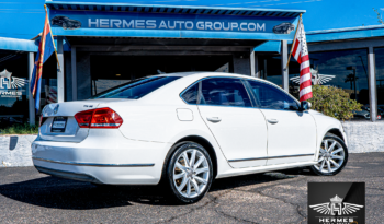 2013 Volkswagen Passat TDI SE Sedan full