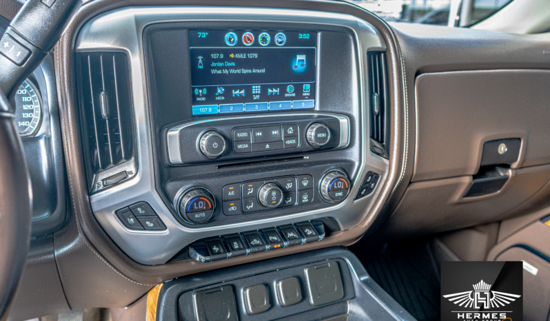 2018 GMC Sierra 1500 4WD Crew Cab SLT Pickup 4D 5 3/4 ft full