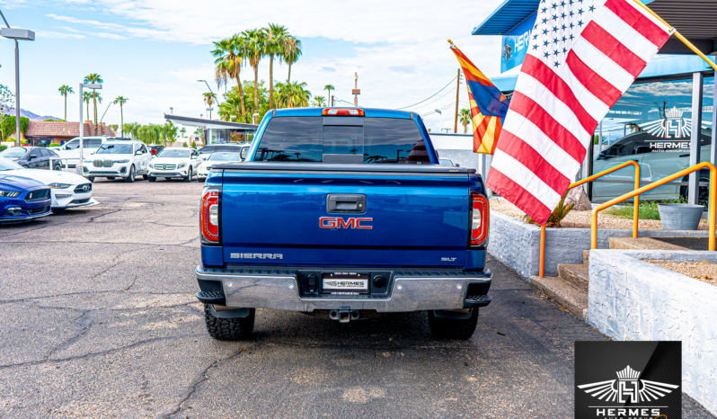 2018 GMC Sierra 1500 4WD Crew Cab SLT Pickup 4D 5 3/4 ft full