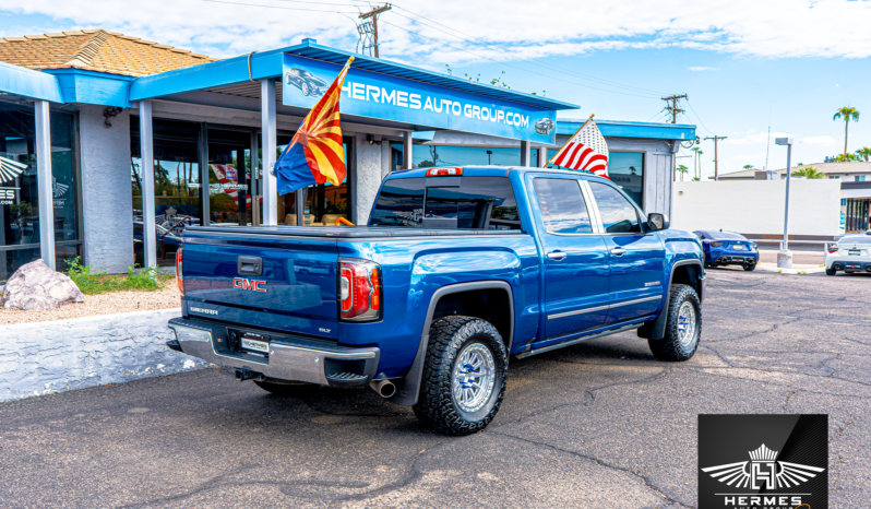 2018 GMC Sierra 1500 4WD Crew Cab SLT Pickup 4D 5 3/4 ft full