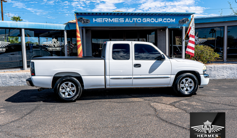 2005 GMC Sierra 1500 Extended Cab SLE Pickup 4D 6 1/2 ft full