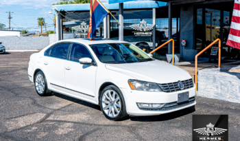 2013 Volkswagen Passat TDI SE Sedan full